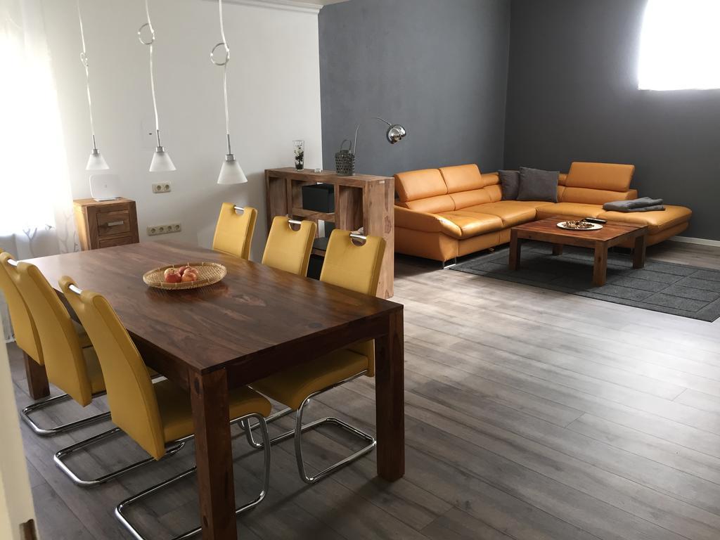 Ferienwohnung Wuerzburg, Wuerzburg Sanderau ภายนอก รูปภาพ
